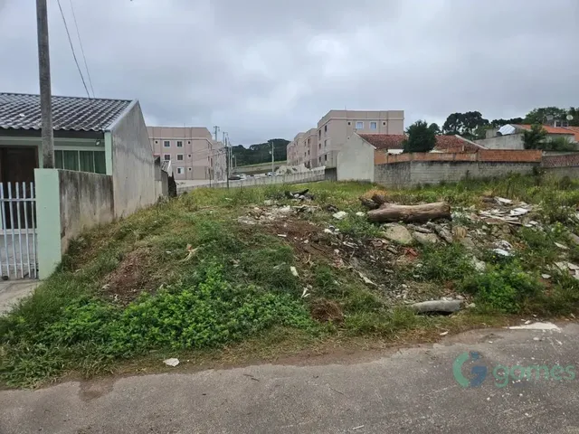 Terreno com 120m², à venda, no bairro Cristo Rei em Campo Largo