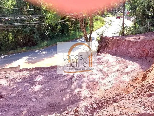 Terreno com 555m², à venda, no bairro Jardim Paulista em Atibaia