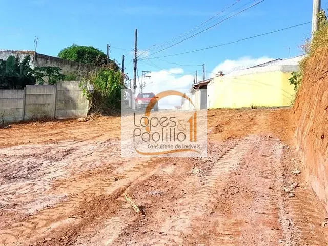 Terreno com 555m², à venda, no bairro Jardim Paulista em Atibaia