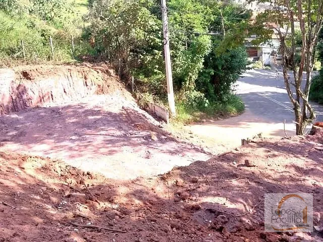 Terreno com 555m², à venda, no bairro Jardim Paulista em Atibaia