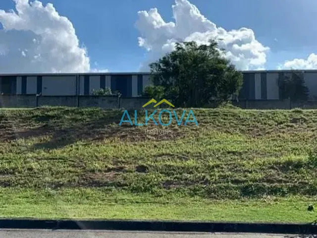 Terreno com 360m², à venda, no bairro Santa Luzia em Caçapava
