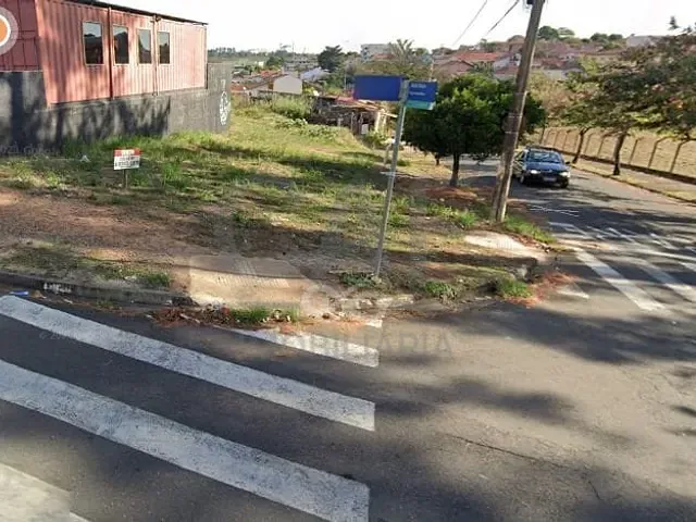 Terreno com 315m², à venda, no bairro Centro em Jaguariúna