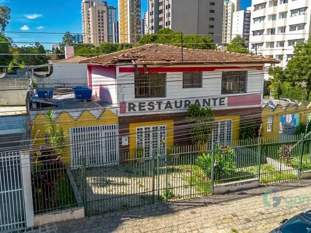 Terreno à venda, no bairro Cristo Rei em Curitiba