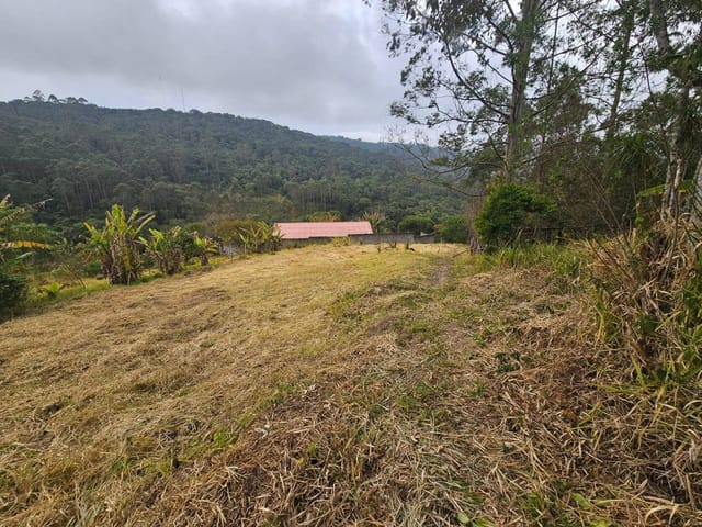 Terreno com 2770m², à venda, no bairro Cachoeira em Cotia