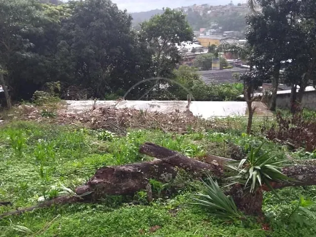 Terreno com 536m², à venda, no bairro Jardim Novo Parelheiros em São Paulo