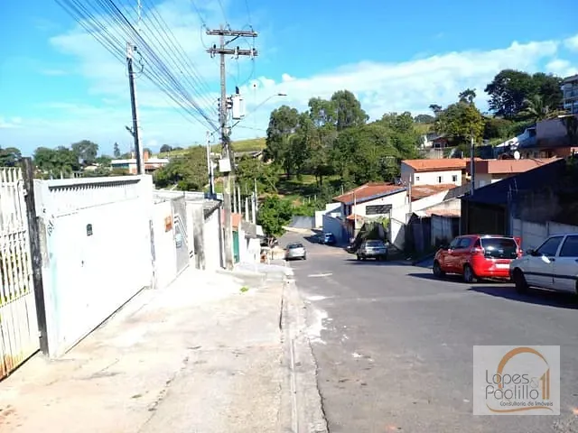 Terreno com 686m², à venda, no bairro Jardim Imperial em Atibaia