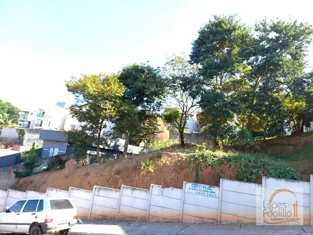 Terreno com 686m², à venda, no bairro Jardim Imperial em Atibaia