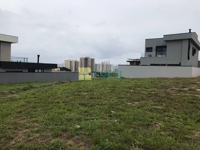 Terreno com 330m², à venda, no bairro Urbanova em São José dos Campos