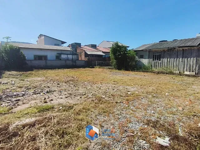 Terreno com 303m² 1 quarto e 1 banheiro, à venda, no bairro Morretes em Itapema