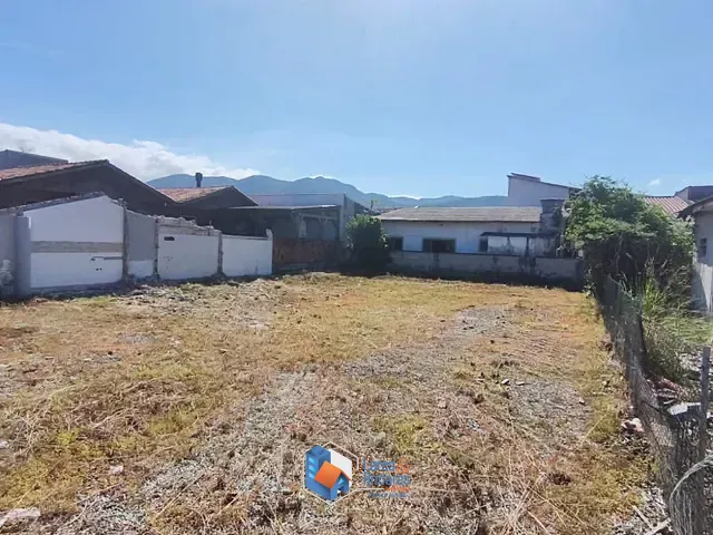Terreno com 303m² 1 quarto e 1 banheiro, à venda, no bairro Morretes em Itapema