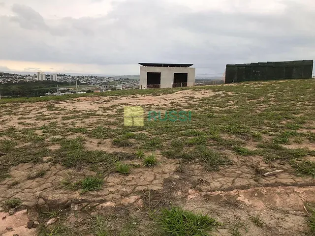 Terreno com 330m², à venda, no bairro Urbanova em São José dos Campos