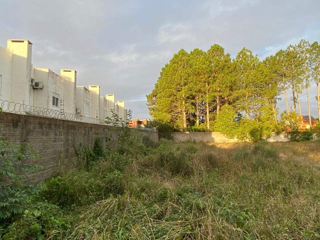 Terreno com 500m², à venda, no bairro Laranjal em Pelotas