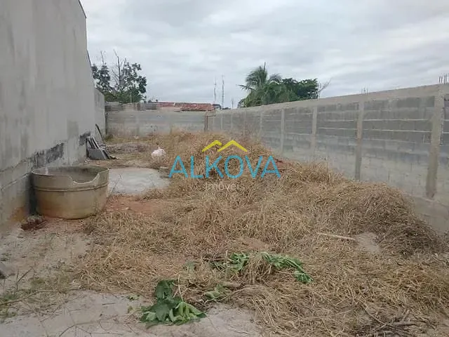 Terreno com 158m², à venda, no bairro Santa Herminia em São José dos Campos