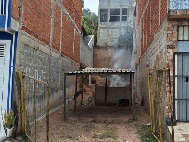 Terreno com 125m², à venda, no bairro Parque Miguel Mirizola em Cotia