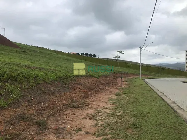 Terreno com 330m², à venda, no bairro Urbanova em São José dos Campos