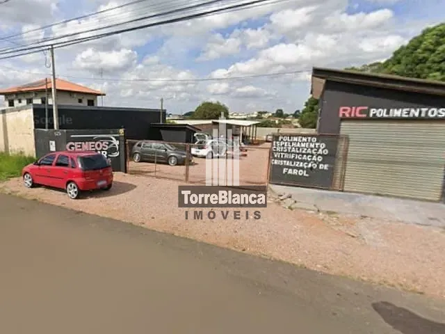Terreno com 735m², à venda, no bairro Uvaranas em Ponta Grossa