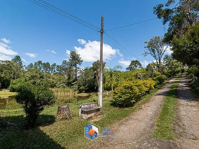 Terreno com 108000m² 1 quarto e 1 banheiro, à venda, no bairro Lagoa Grande em Embu-guaçu