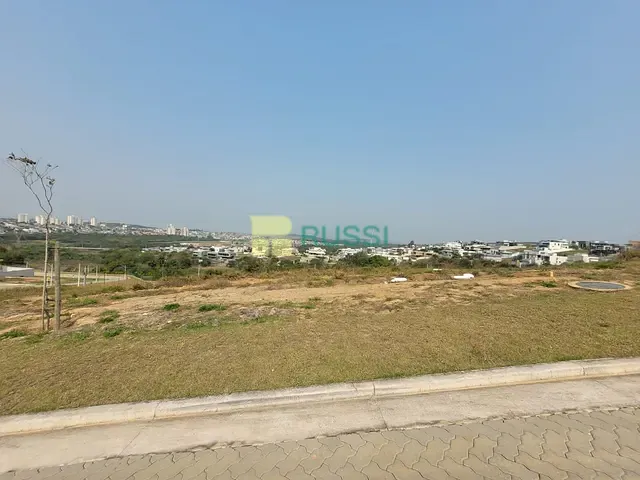 Terreno com 330m², à venda, no bairro Urbanova em São José dos Campos