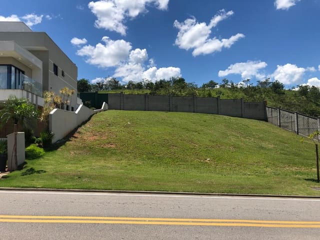Terreno com 556m², à venda, no bairro Condomínio Residencial Alphaville II em São José dos Campos