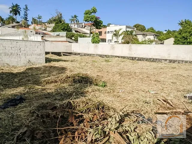 Terreno com 370m², à venda, no bairro Jardim Paulista em Atibaia