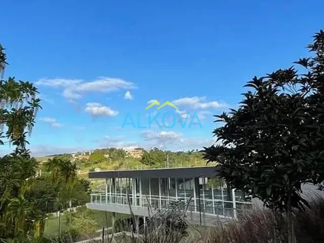 Terreno com 378m², à venda, no bairro Recanto dos Eucaliptos em São José dos Campos