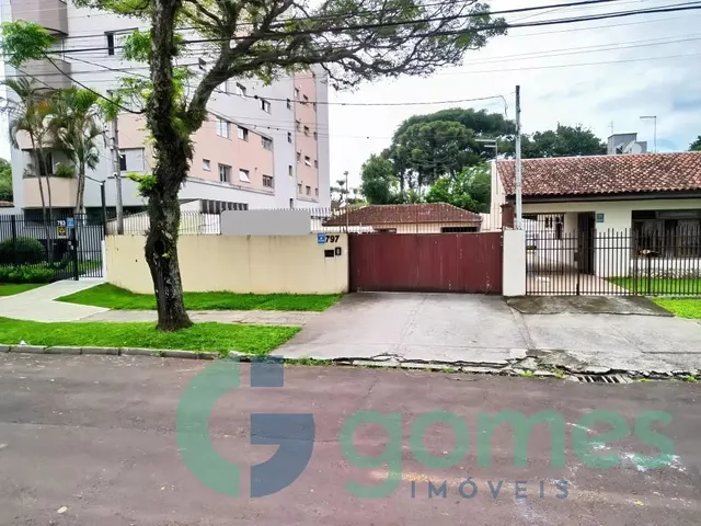 Terreno à venda, no bairro Água Verde em Curitiba