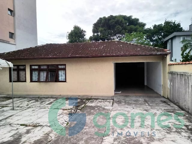 Terreno à venda, no bairro Água Verde em Curitiba