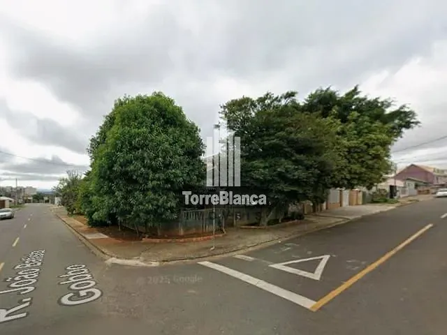 Terreno com 448m², à venda, no bairro Colônia Dona Luíza em Ponta Grossa