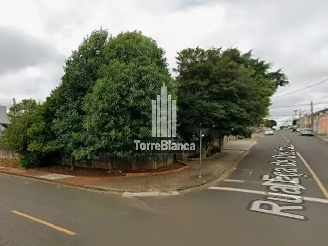 Terreno com 448m², à venda, no bairro Colônia Dona Luíza em Ponta Grossa