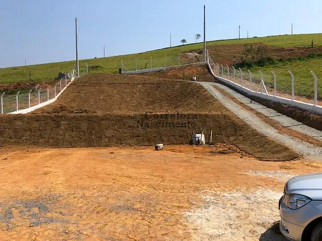 Terreno com 1008m², à venda, no bairro Luiz Carlos em Guararema