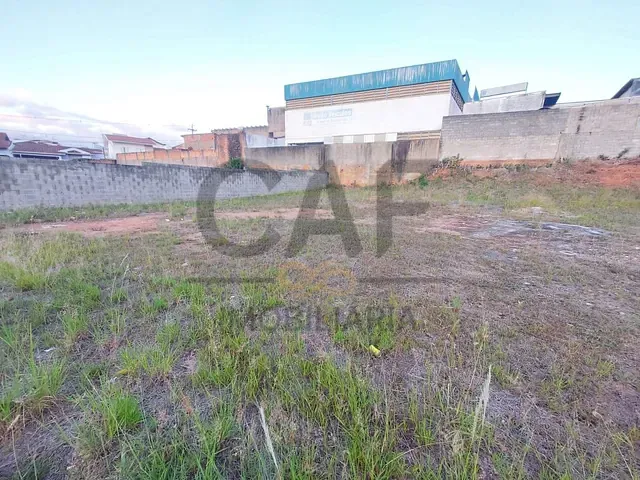 Terreno com 702m², à venda, no bairro Mauá em Jaguariúna