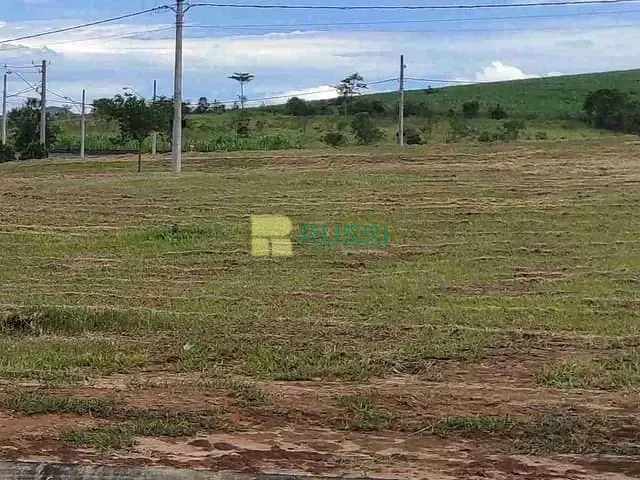 Terreno com 548m², à venda, no bairro Piedade em Caçapava