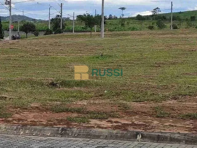 Terreno com 548m², à venda, no bairro Piedade em Caçapava