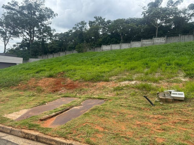 Terreno com 510m², à venda, no bairro Jardim Colibri em Embu das Artes
