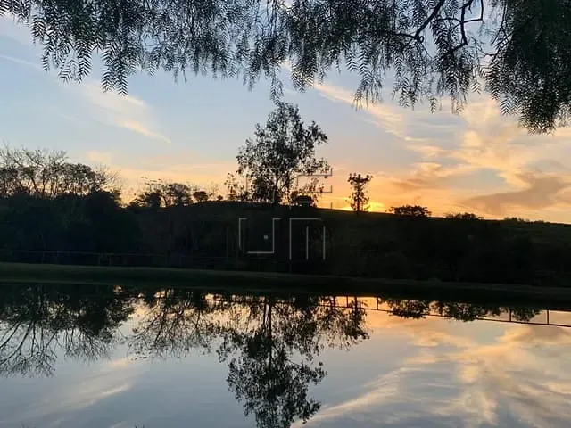 Terreno com 330m², à venda, no bairro Esperança em Londrina