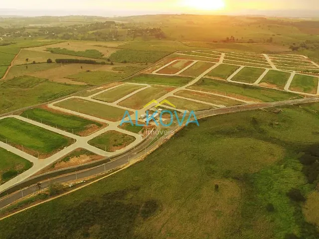 Terreno com 525m², à venda, no bairro Piedade em Caçapava