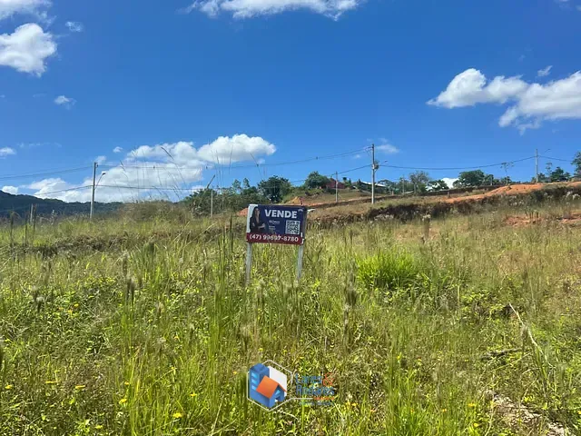 Terreno com 353m² 1 quarto e 1 banheiro, à venda, no bairro Três Rios do Norte em Jaraguá Do Sul