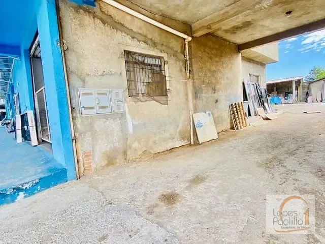 Terreno com 900m², à venda, no bairro Jardim das Cerejeiras em Atibaia