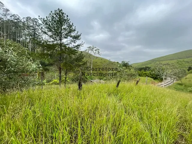 Terreno com 1700m², à venda, no bairro Itaoca em Guararema
