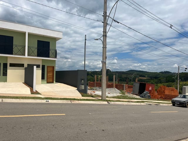 Terreno com 250m², à venda, no bairro Água Espraiada) - Caucaia do Alto em Cotia