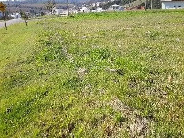 Terreno com 800m², à venda, no bairro Condomínio Village Araçoiaba em Araçoiaba da Serra