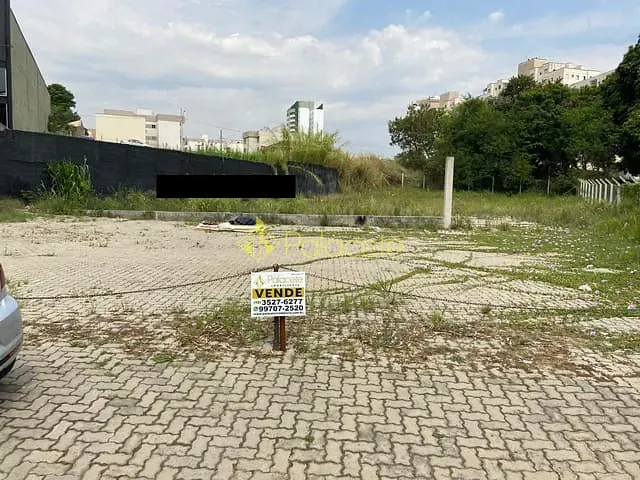 Terreno com 1125m², à venda, no bairro Esplanada Independência em Taubaté