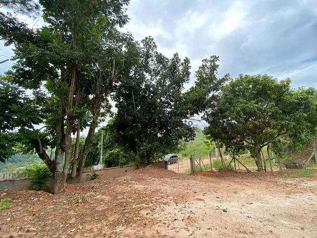 Terreno com 540m², à venda, no bairro Centro em Santa Branca