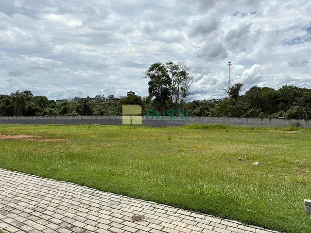Terreno com 926m², à venda, no bairro Urbanova em São José dos Campos