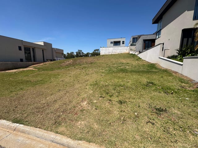 Terreno com 490m², à venda, no bairro Alphaville em Santana de Parnaíba