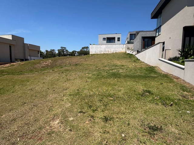 Terreno com 490m², à venda, no bairro Alphaville em Santana de Parnaíba