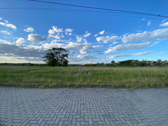 Terreno com 312m², à venda, no bairro Centro em Pelotas