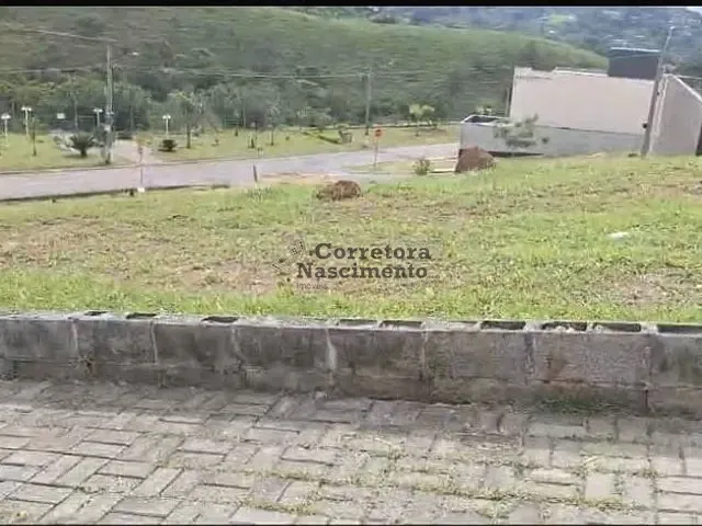 Terreno com 252m², à venda, no bairro Condomínio Residencial Mantiqueira em São José dos Campos