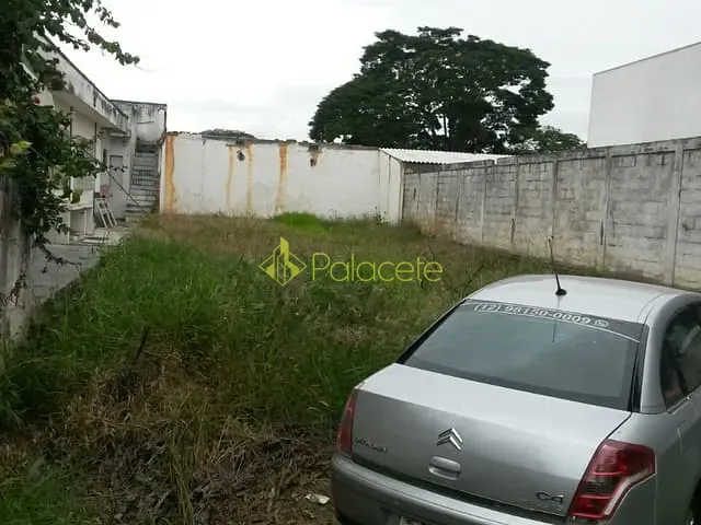 Terreno com 307m², à venda, no bairro Centro em Pindamonhangaba