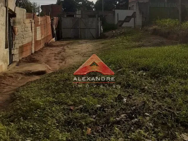 Terreno com 884m², à venda, no bairro Bica D Agua em São José dos Campos